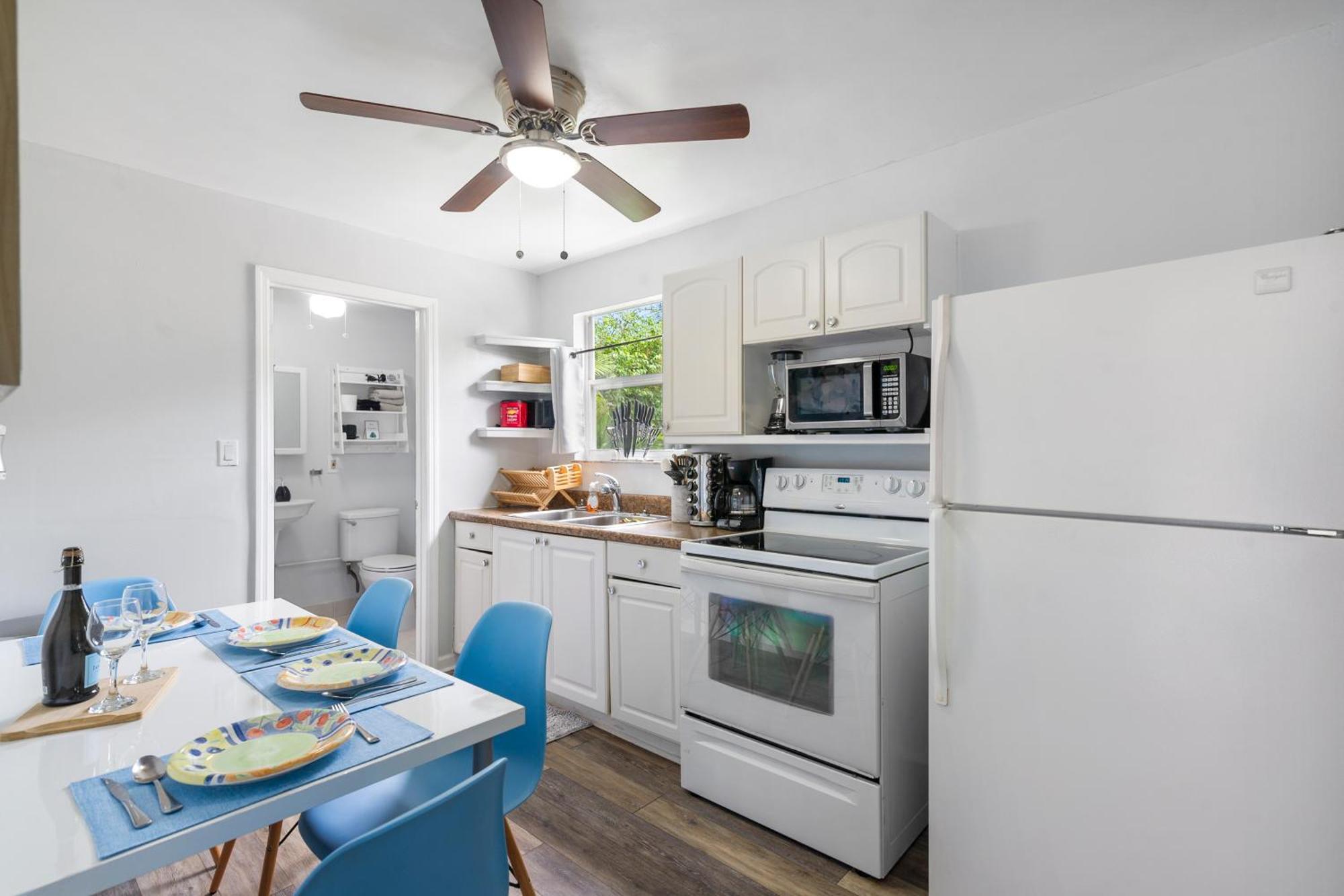 Chic Downtown Vacation Home And Guest Home West Palm Beach Exteriör bild
